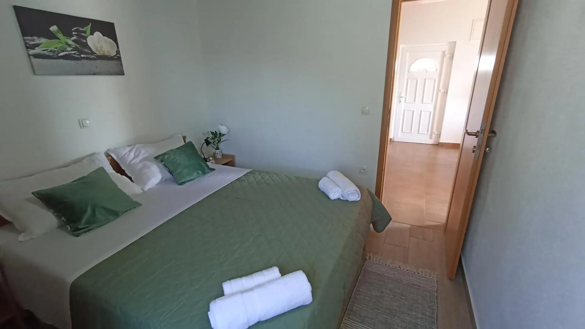 Holiday House Sea Laguna Tkon